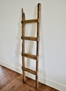 Nan Blanket Ladder Image